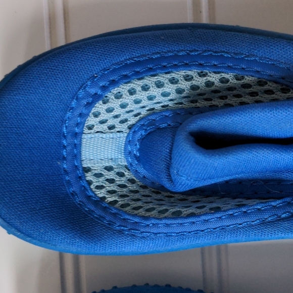 i.Play Kids US Size 7 Blue Water Shoes - Picture 4 of 11